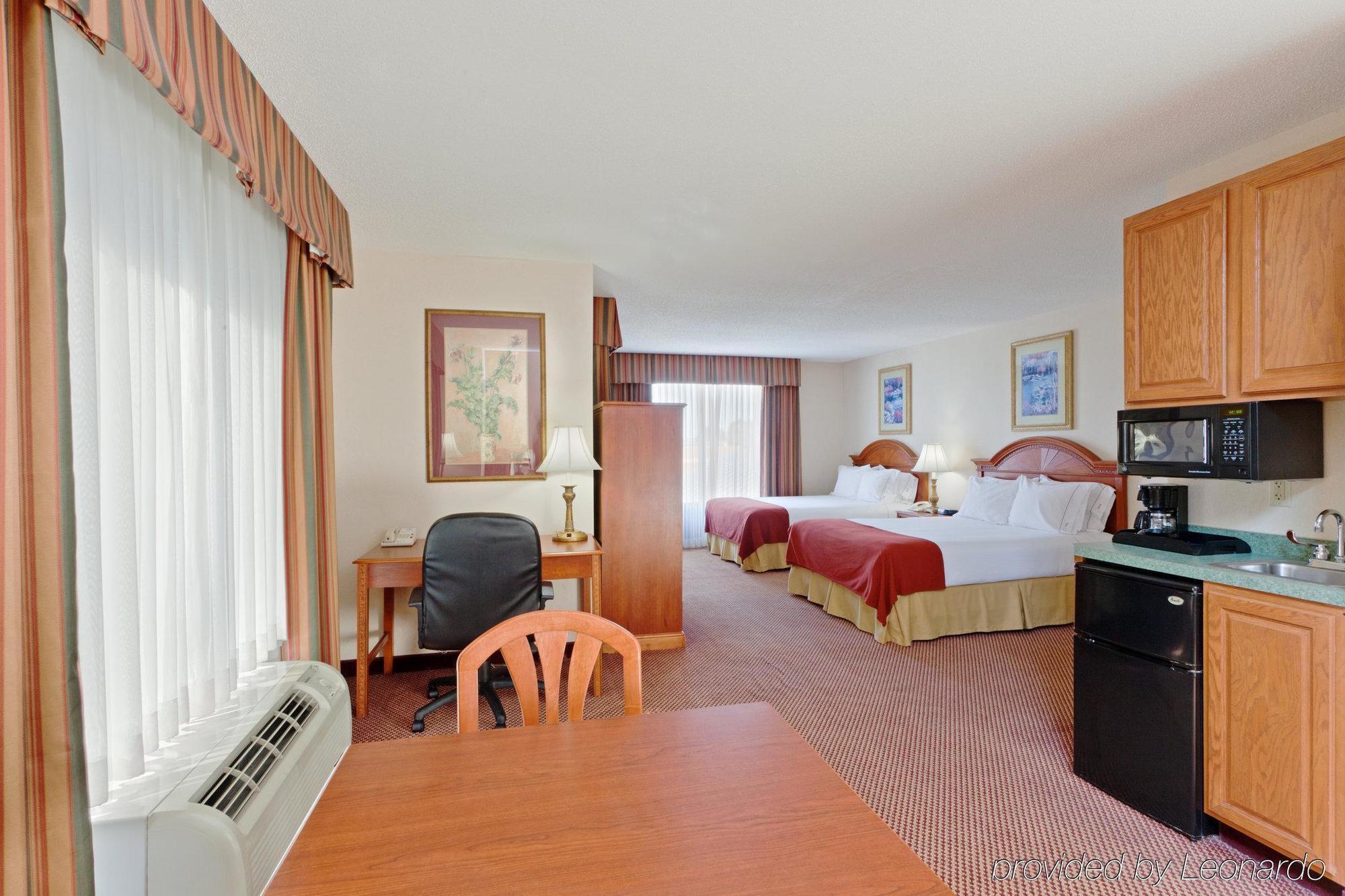 Holiday Inn Express Hotel And Suites Harrington - Dover Area By Ihg Exterior photo